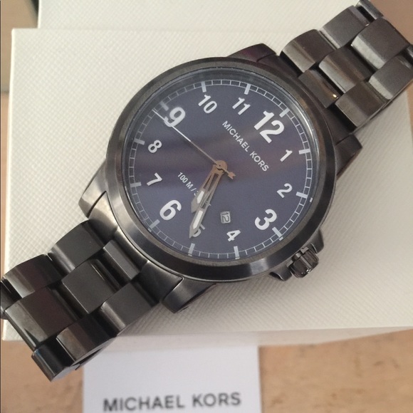 Mens Michael Khors Watch - Picture 1 of 4